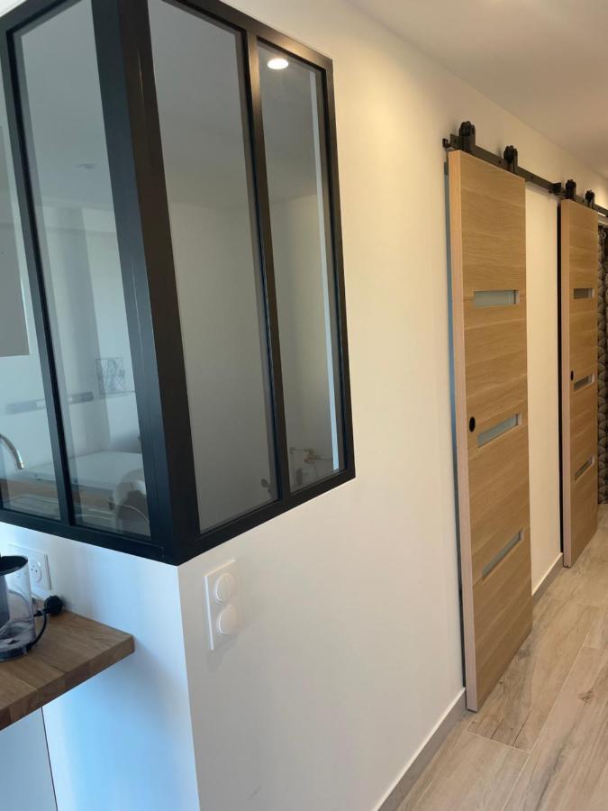 Appartement Pieds Dans L'Eau Vue Mer Bormes Les Mimosas Εξωτερικό φωτογραφία