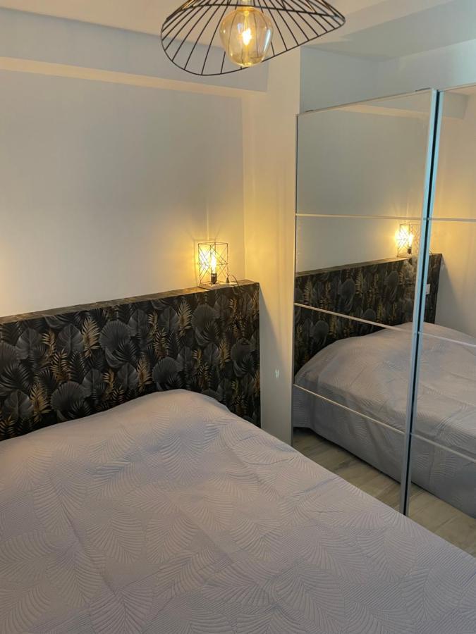 Appartement Pieds Dans L'Eau Vue Mer Bormes Les Mimosas Εξωτερικό φωτογραφία