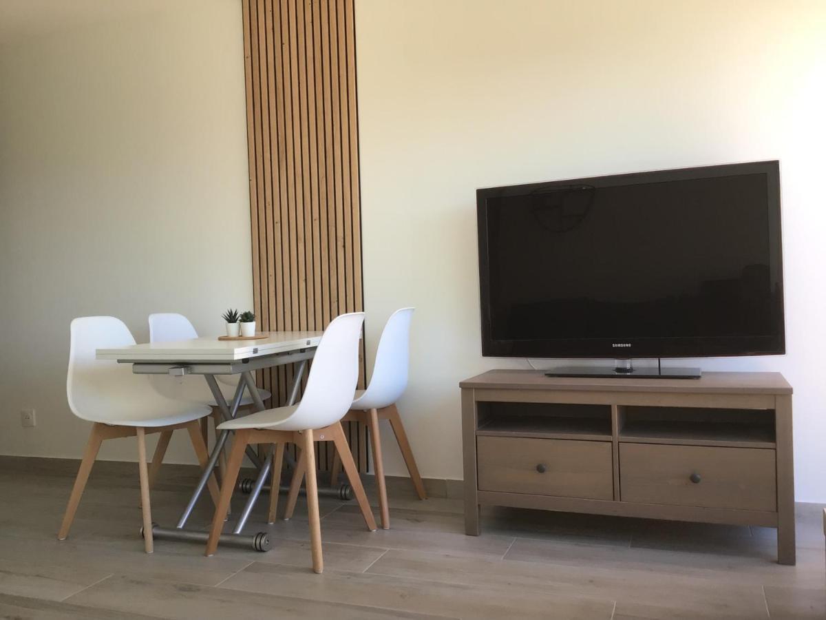 Appartement Pieds Dans L'Eau Vue Mer Bormes Les Mimosas Εξωτερικό φωτογραφία